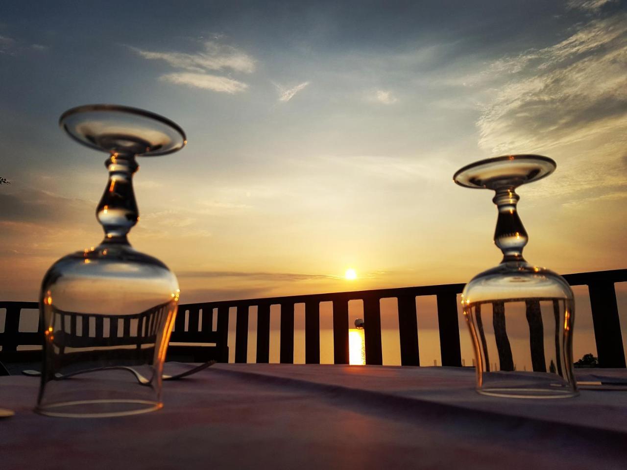San Carlo - Terrazzo Sul Mare Con Ristorante E Pizzeria Bed & Breakfast Zambrone Exterior photo